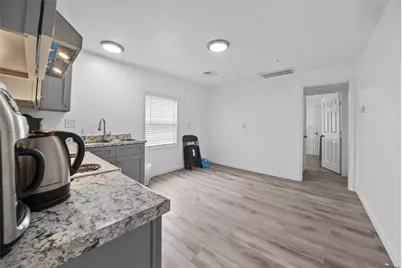 4606 Mallard Street, Hitchcock, TX 77563 - Photo 11