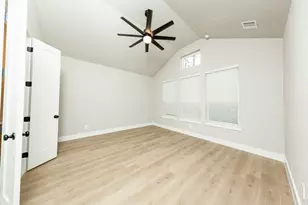 41418 Threadgill Wy, Montgomery, TX 77316 - Photo 17