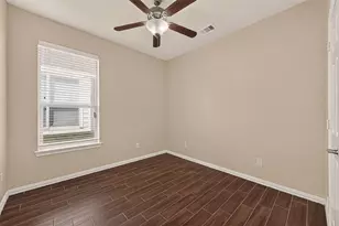 12107 Redbud Brook Trail, Houston, TX 77089 - Photo 33
