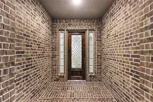 5202 Creekmore Cir, Spring, TX 77389 - Photo 3