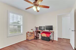 9107 Mauna Loa Ln, Houston, TX 77040 - Photo 27