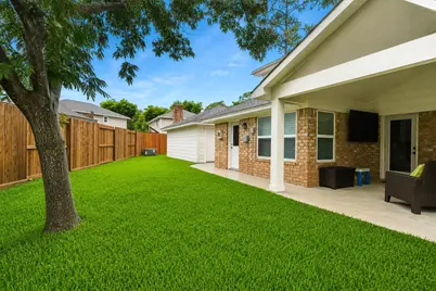 9107 Mauna Loa Lane, Houston, TX 77040 - Photo 3