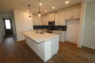31850 Blossom Ln, Fulshear, TX 77423 - Photo 9