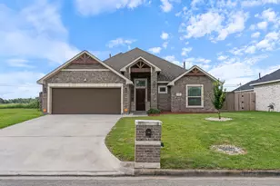 1202 Sailfish Dr, Bay City, TX 77414 - Photo 1