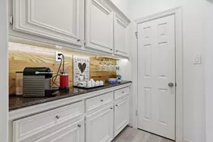 4519 Castlewood St, Sugar Land, TX 77479 - Photo 9