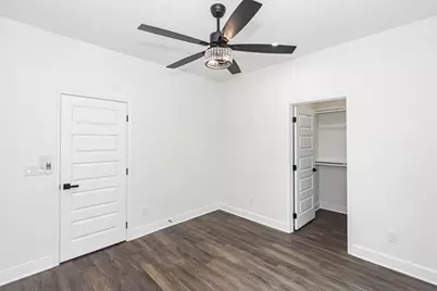 423 Manor Avenue, Arcola, TX 77583 - Photo 11