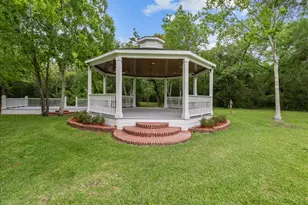 1252 Briar Creek Dr, Friendswood, TX 77546 - Photo 45