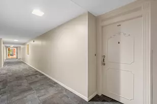 2601 Bellefontaine St, Houston, TX 77025 - Photo 1