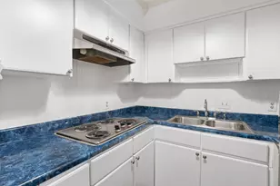 2601 Bellefontaine St, Houston, TX 77025 - Photo 13