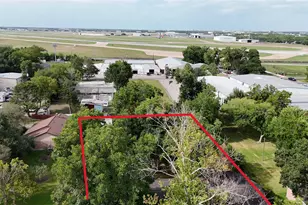 8303 Jet Pilot St, Houston, TX 77075 - Photo 9