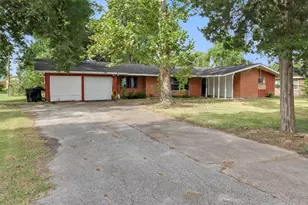 8303 Jet Pilot St, Houston, TX 77075 - Photo 3