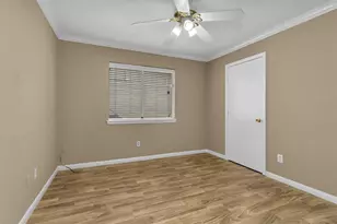 13818 Towne Way Dr, Sugar Land, TX 77498 - Photo 27