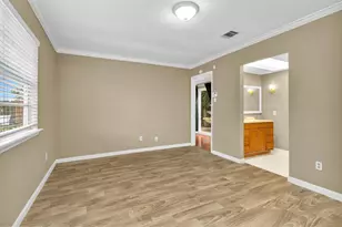 13818 Towne Way Dr, Sugar Land, TX 77498 - Photo 17