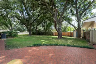 1426 Park Ln, Wharton, TX 77488 - Photo 7