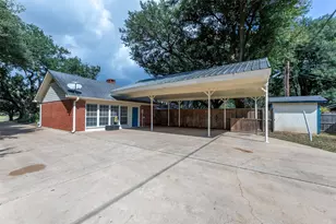 1426 Park Ln, Wharton, TX 77488 - Photo 5