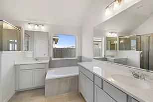 21123 Sunlight Grv Dr, Rosharon, TX 77583 - Photo 9