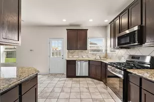 2114 Sand Ridge Dr, Texas City, TX 77568 - Photo 11