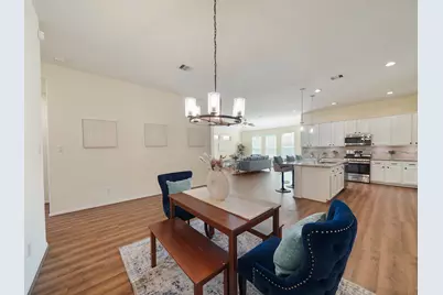 14206 Rainier Peak Crossing, Conroe, TX 77384 - Photo 5