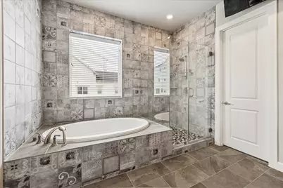 3622 Somerset York Lane, Houston, TX 77055 - Photo 11