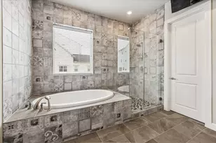 3622 Somerset York Ln, Houston, TX 77055 - Photo 11