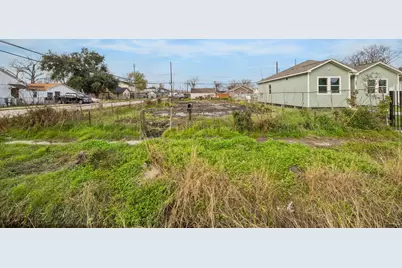 248 Hoffman Street, Houston, TX 77020 - Photo 3