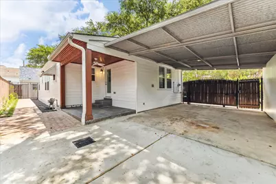 911 W 14th Street, Houston, TX 77008 - Photo 15