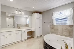 1849 Post Oak Park Dr, Houston, TX 77027 - Photo 21
