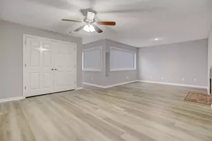 1849 Post Oak Park Dr, Houston, TX 77027 - Photo 17