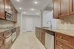 1849 Post Oak Park Dr, Houston, TX 77027 - Photo 15