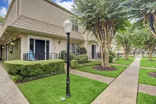1849 Post Oak Park Dr, Houston, TX 77027 - Photo 25