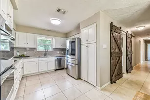 3358 County Rd 172, Alvin, TX 77511 - Photo 7