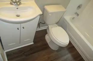 8 Lanes End St, Baytown, TX 77520 - Photo 13