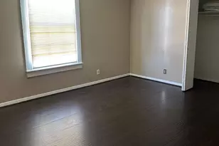 800 Travis St, Columbus, TX 78934 - Photo 9