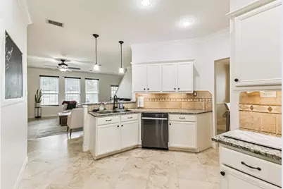 22538 Goss Spring Court, Spring, TX 77373 - Photo 7