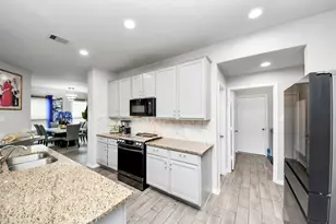 1003 Cold Snow Dr, Houston, TX 77090 - Photo 15
