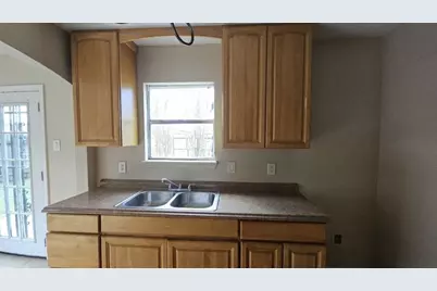 8715 Valley Ledge Drive, Houston, TX 77078 - Photo 5