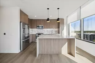 1 Riva Row, The Woodlands, TX 77380 - Photo 7