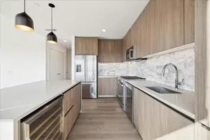 1 Riva Row, The Woodlands, TX 77380 - Photo 3