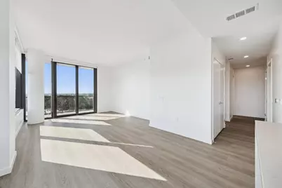 1 Riva Row #1117, The Woodlands, TX 77380 - Photo 5