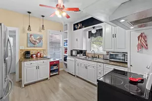 205 Jephson Dr, Alvin, TX 77511 - Photo 11