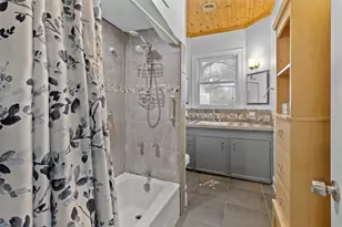 205 Jephson Dr, Alvin, TX 77511 - Photo 5