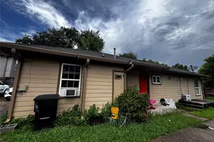 4114 Bell St, Houston, TX 77023 - Photo 9