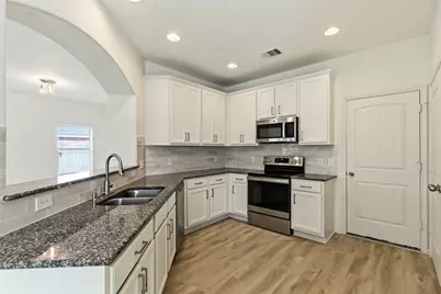 12339 Ridgecrest Drive, Willis, TX 77318 - Photo 15
