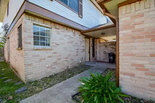 516 Birdsong Dr, League City, TX 77573 - Photo 3