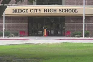 319 Dove Ct, Bridge City, TX 77611 - Photo 5