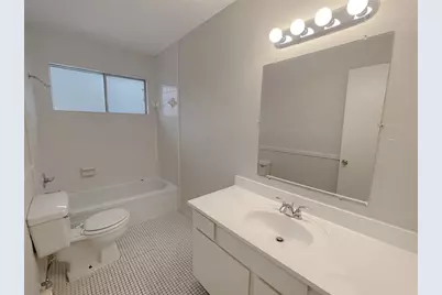 12023 Greenwood Forest Drive #B, Houston, TX 77066 - Photo 15