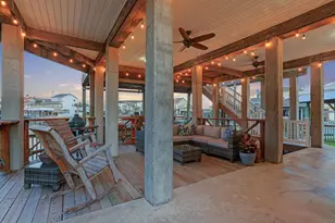 1834 Tiki Dr, Tiki Island, TX 77554 - Photo 35