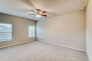 8204 Burnt Orchid Dr, Houston, TX 77016 - Photo 9