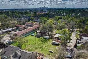 918 Lehman St, Houston, TX 77018 - Photo 3