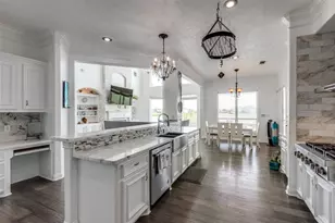 8 Cypress Point Ct, Manvel, TX 77578 - Photo 11